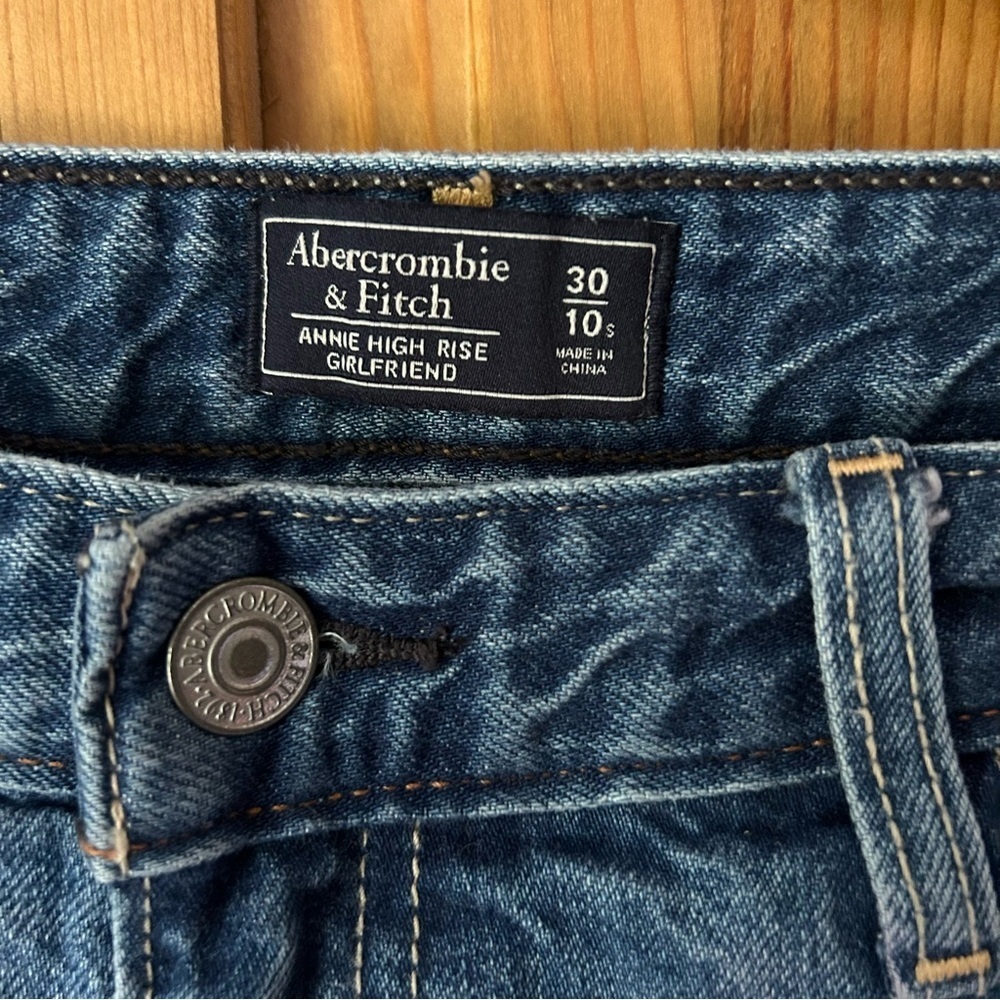 Annie High Rise Girlfriend Jeans - Picture 3 of 5